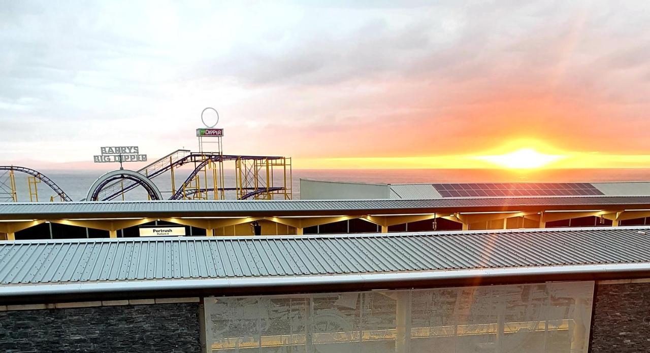 In The Heart Of Portrush - Beautiful Views Lägenhet Exteriör bild